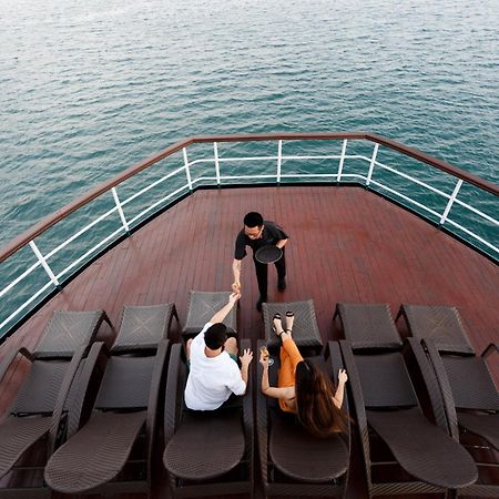 Emeraude Classic Cruises Ha Long Eksteriør bilde