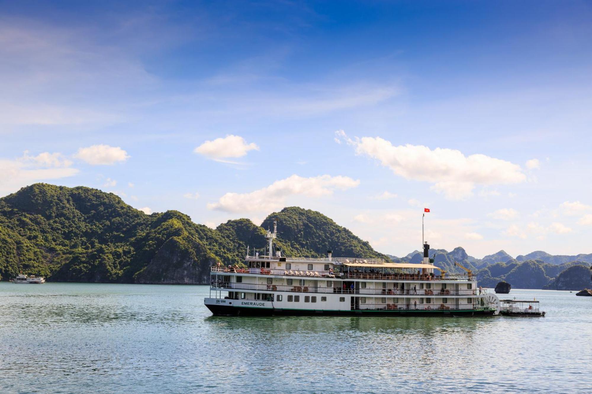 Emeraude Classic Cruises Ha Long Eksteriør bilde